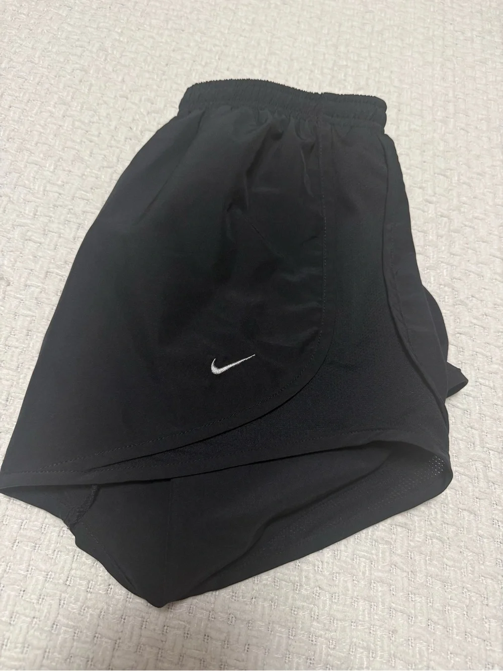 Nike black women’s running shorts size small